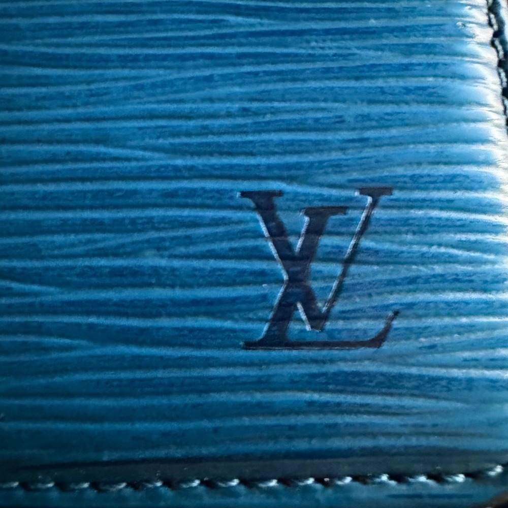 Louis Vuitton Authentic Vintage Blue Epi Leather‎ Long Wallet Classic Luxury OS